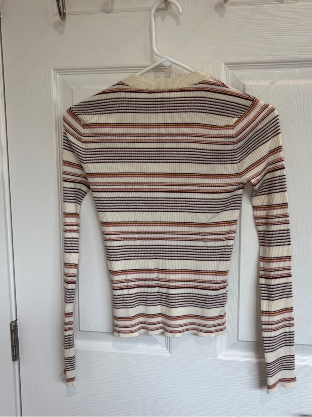 Frame Easy Striped Rib-Knit Sweater - Picture 4 of 6